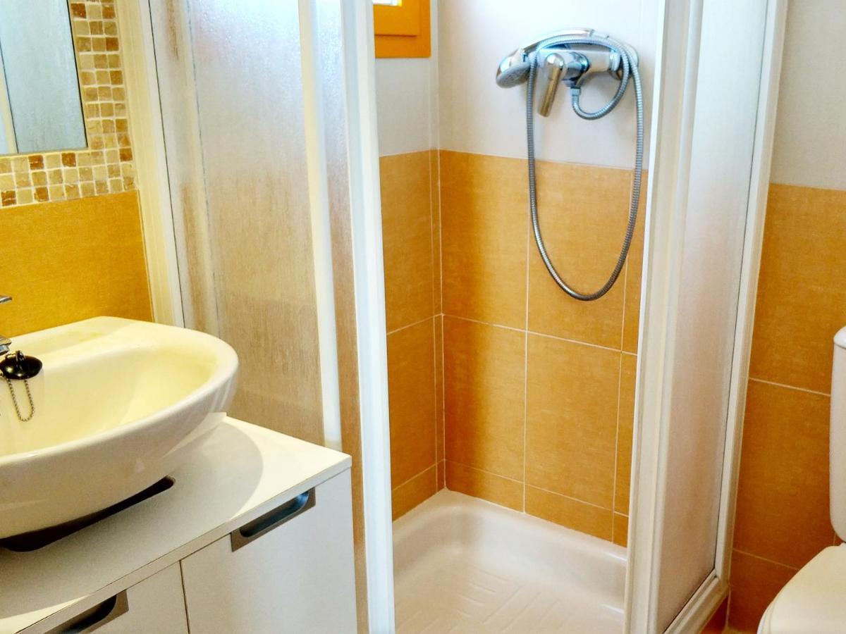 Apartamentos Ambar Beach  Calp Exterior foto